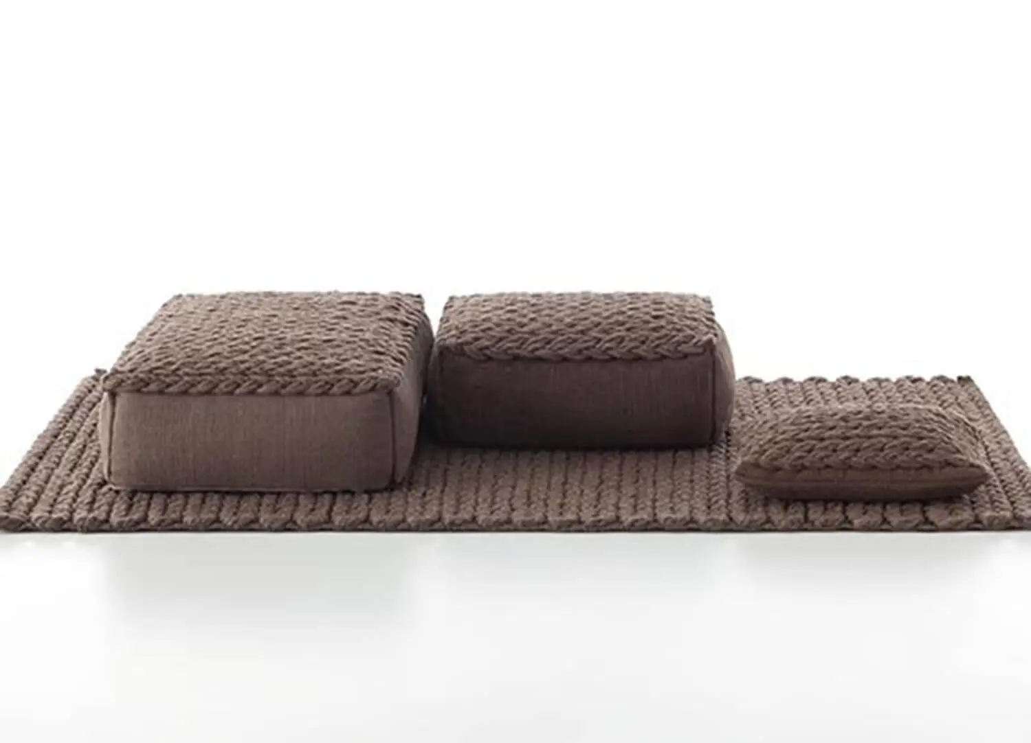 Est-Living-Trenzas-Spaces-Ottomans