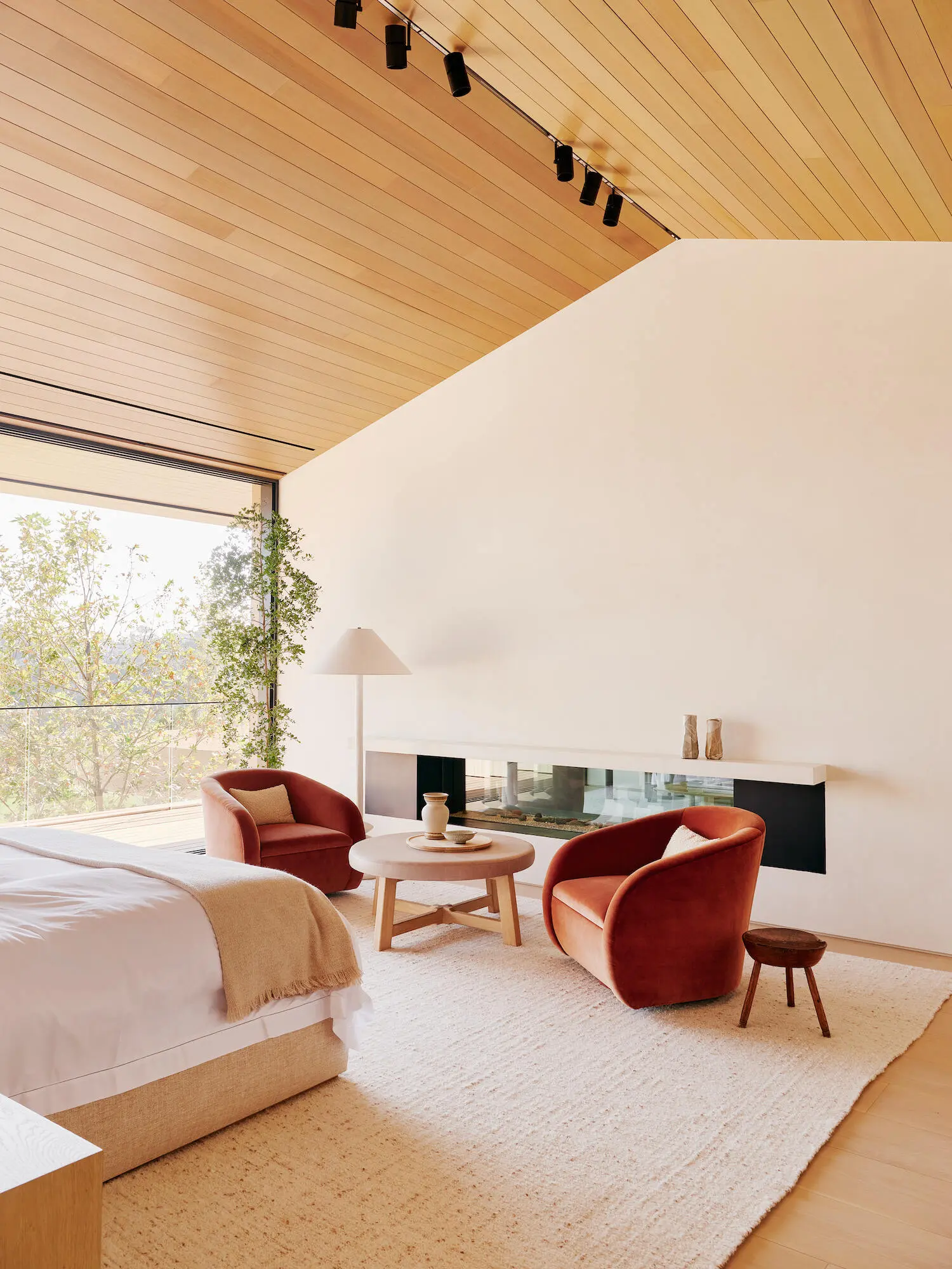 Mandeville Canyon by Walker Workshop
