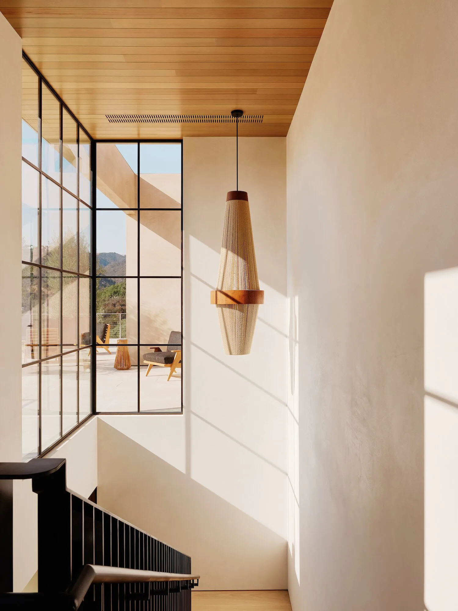 Mandeville Canyon by Walker Workshop
