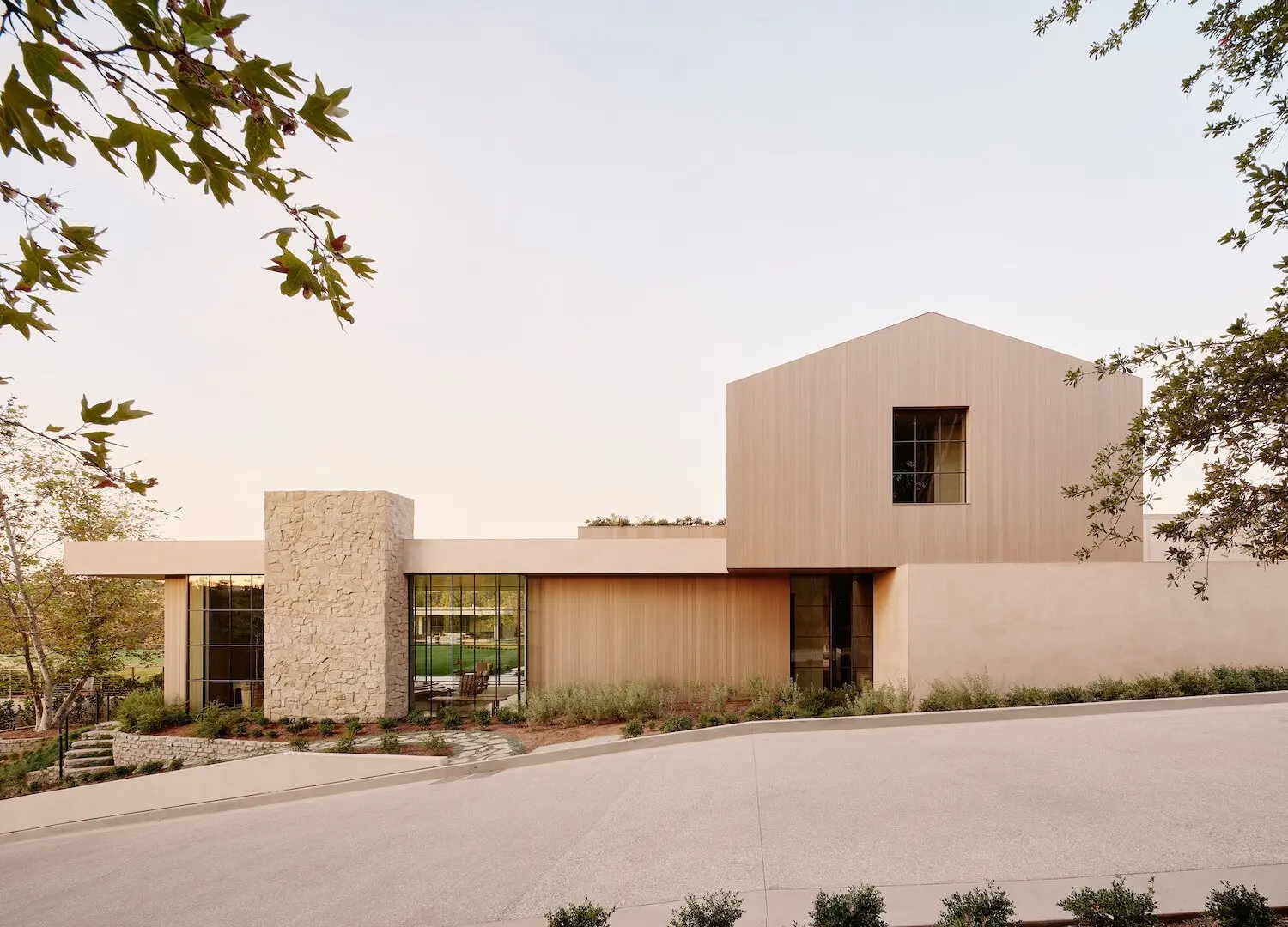 Mandeville Canyon by Walker Workshop