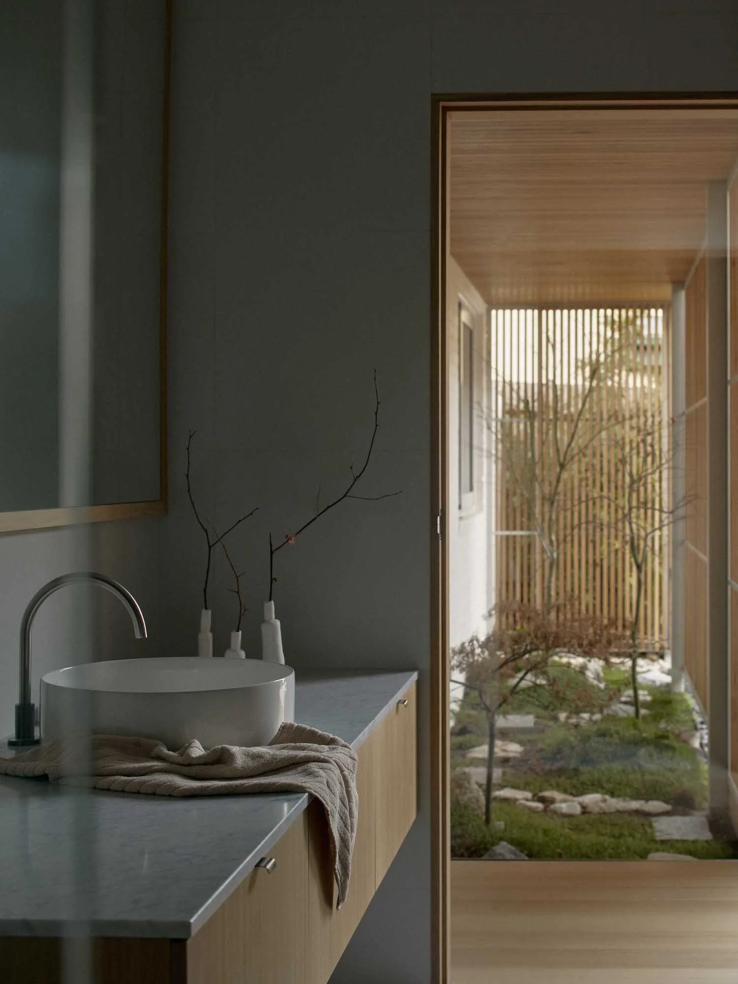 Courtyard House by Ha Architecture