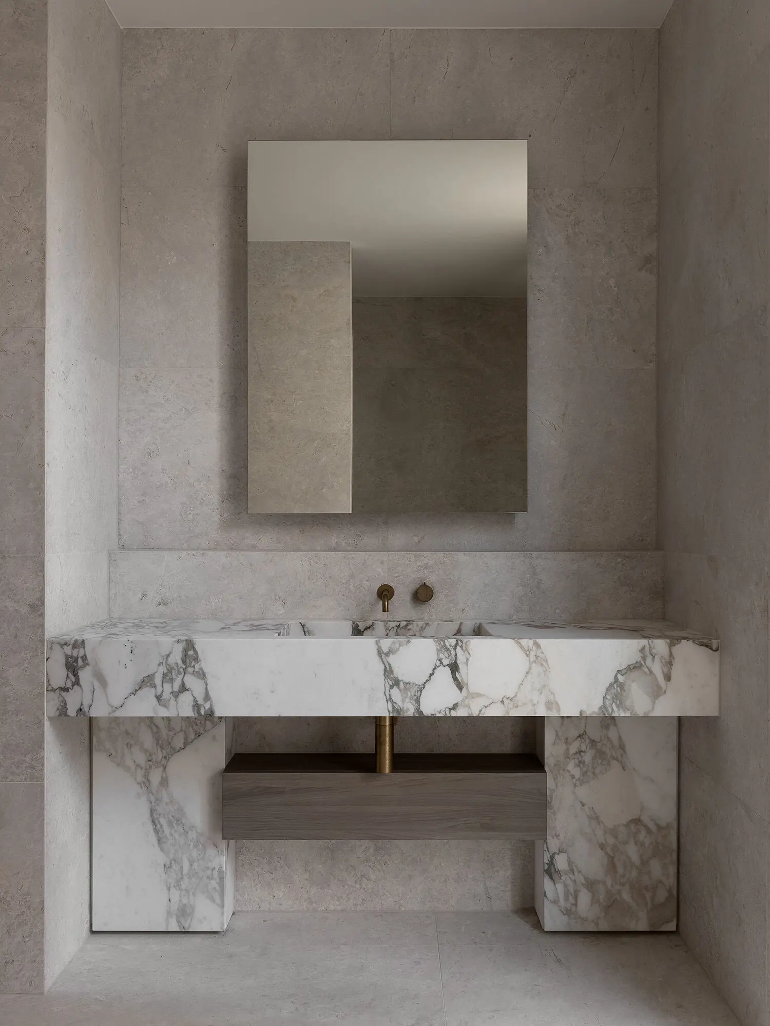 Grange Residence by Conrad Architects