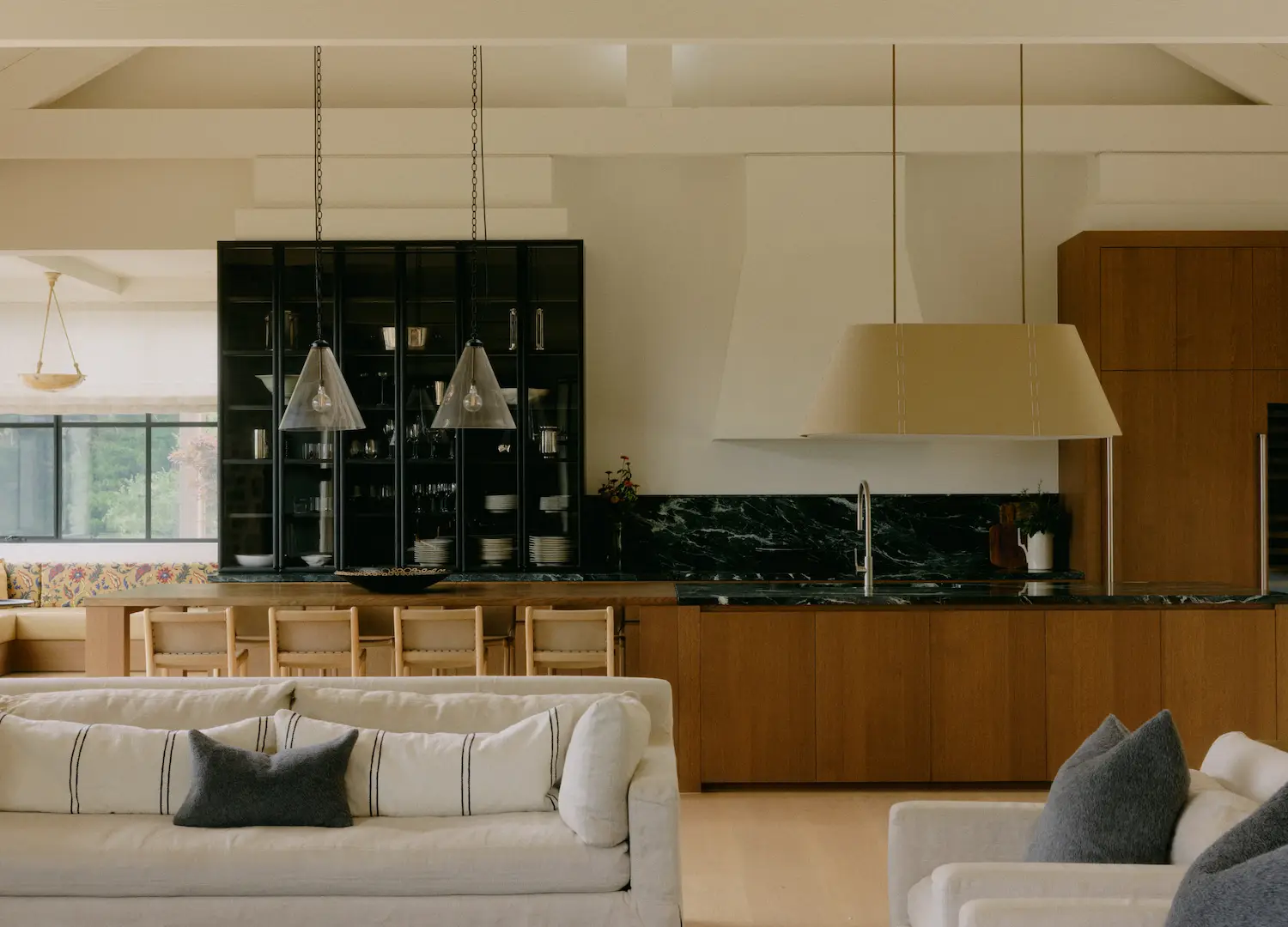 Vineyard House by Pasquale Cook | est living
